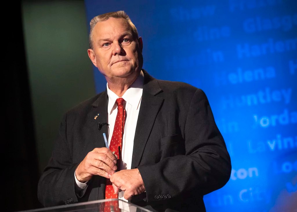 Tester reaches out for ticket splitters in bid to separate himself from ‘national Democrats’
