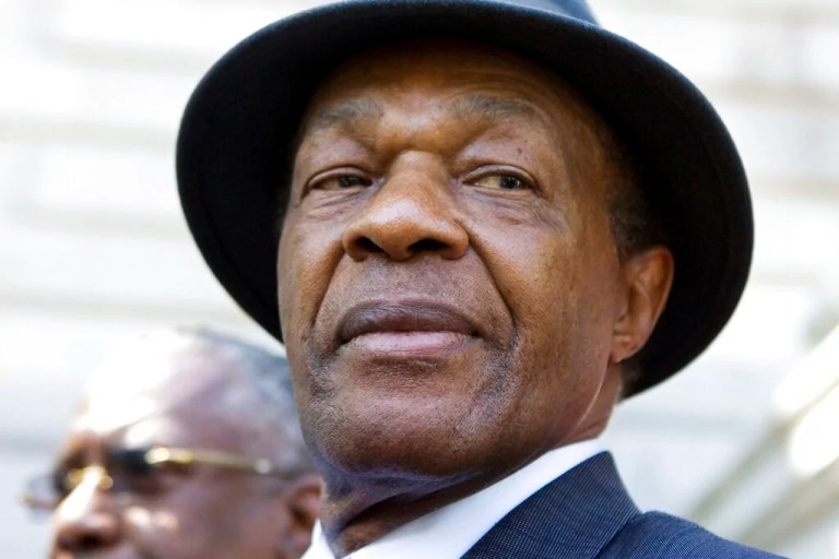 DC pizza shop removes menu item mocking Marion Barry after threats