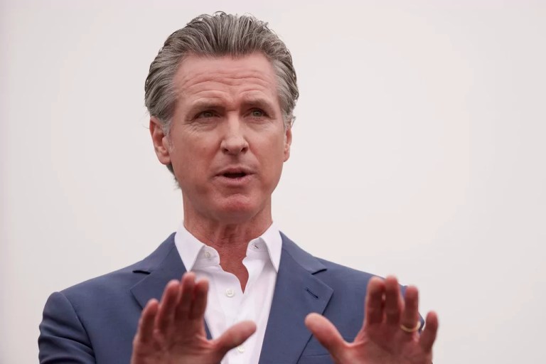 Newsom ups law enforcement operations for retail theft ahead of Christmas shopping season