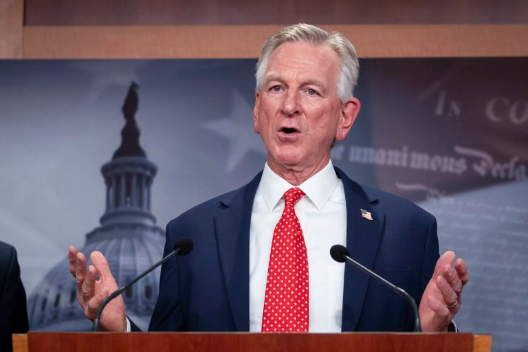 Tuberville won’t support any McConnell replacement who’s against Trump
