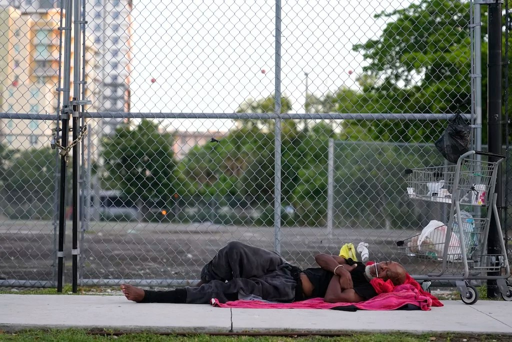 Spokane opens homeless center months after approving $3.85M contract without location
