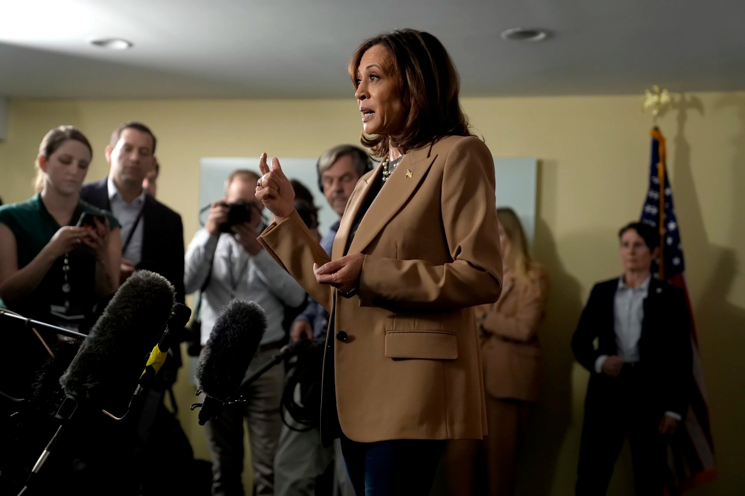 Three things Harris didn’t answer in first press conference after CNN town hall