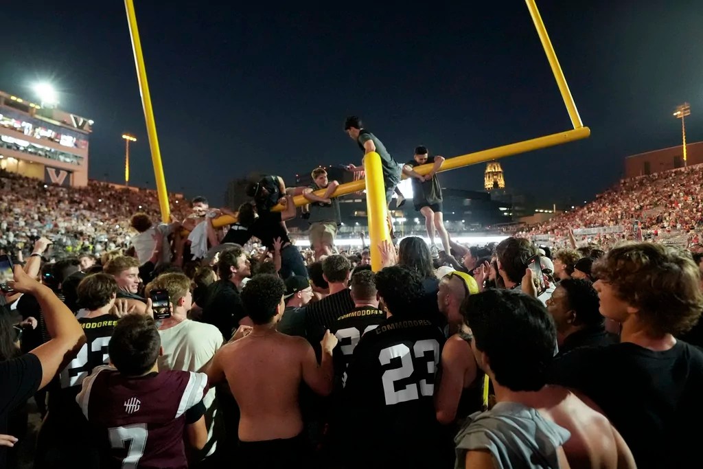 How the Supreme Court broke college football, and how Congress can fix it