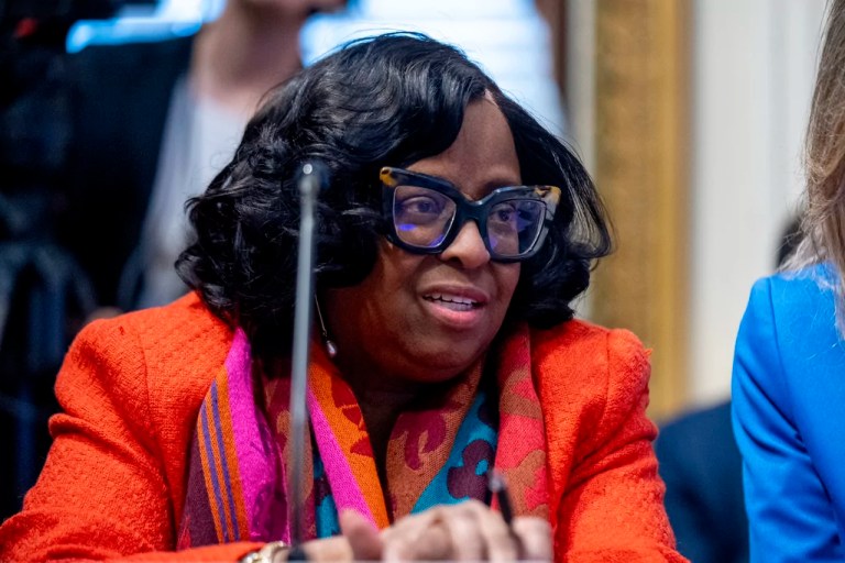 Ex-Im Bank’s $2.5 billion Angola loan funds Chinese-tied firms, not American jobs