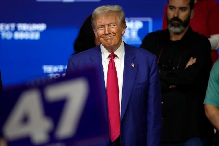 Arlington GOP to welcome Trump back during White House visit with Biden