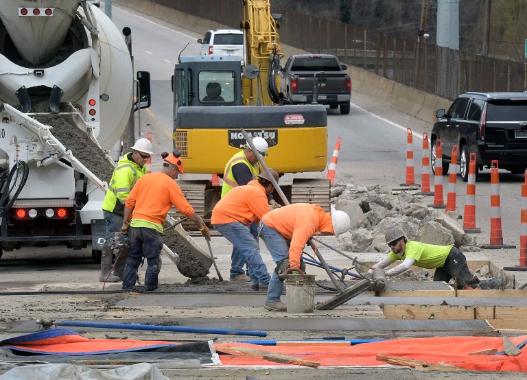 Work that involves ‘guy time’ makes men more productive