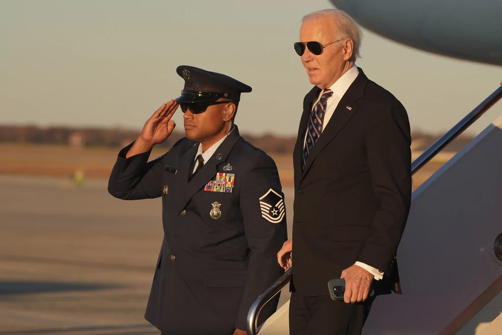Biden White House steams over suggestion he’d ‘gift’ Harris an unearned presidency