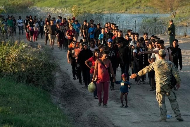 Immigration top concern for 1 in 5 battleground state voters: Conservative poll