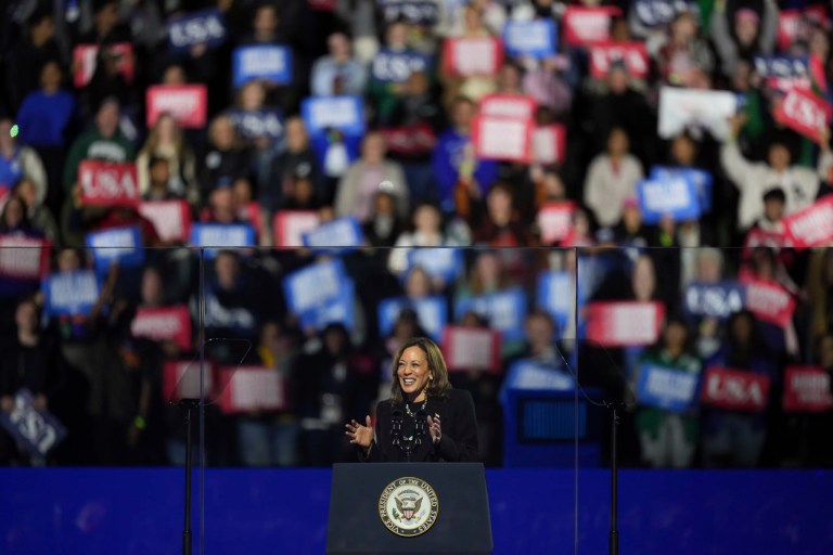 Harris reverts to vibes and celebrities in final rally