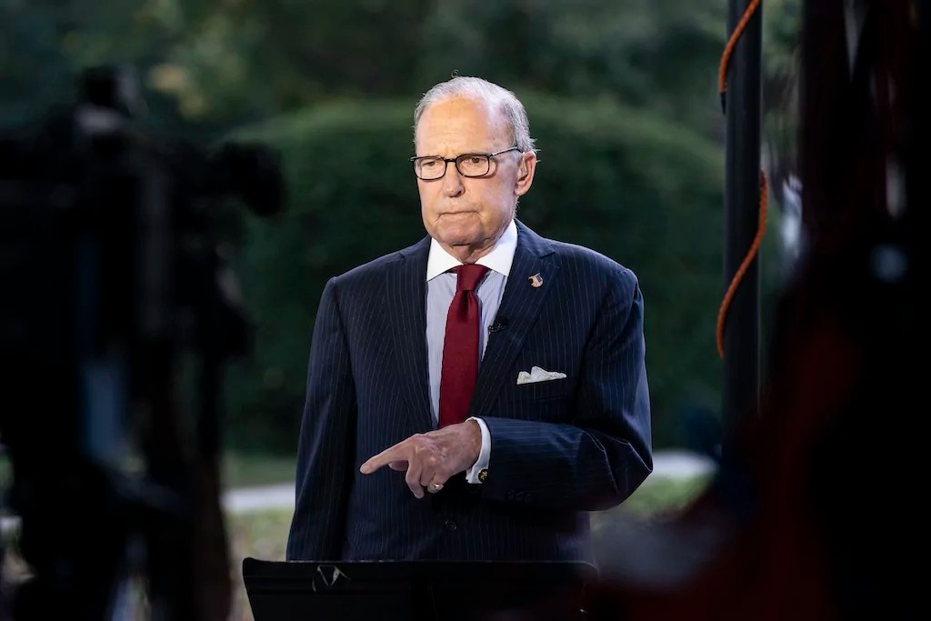 Larry Kudlow removes himself from consideration for Trump Cabinet role