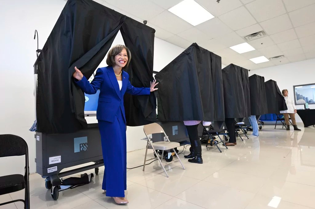 Lisa Blunt Rochester wins Delaware Senate race to replace retiring Tom Carper