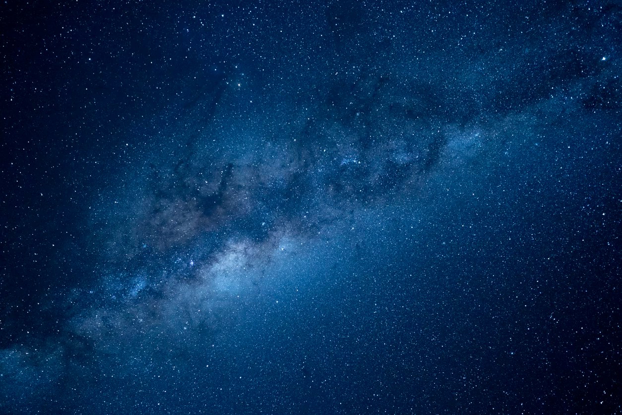Astronomers picture dying ‘behemoth’ star outside galaxy for first time