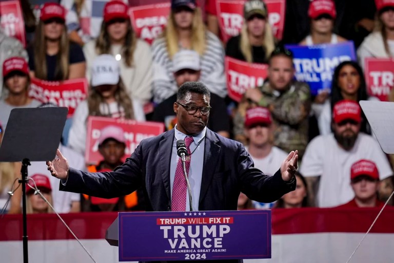 Trump nominates Herschel Walker for ambassador to Bahamas