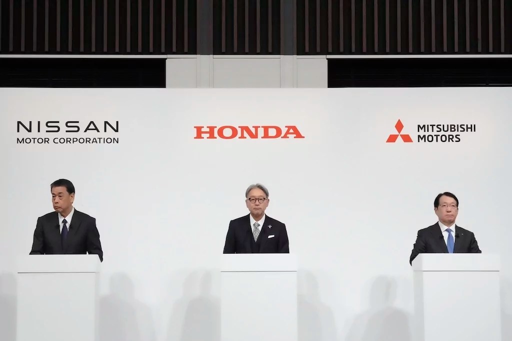 Honda and Nissan begin merger talks to create third-largest carmaker