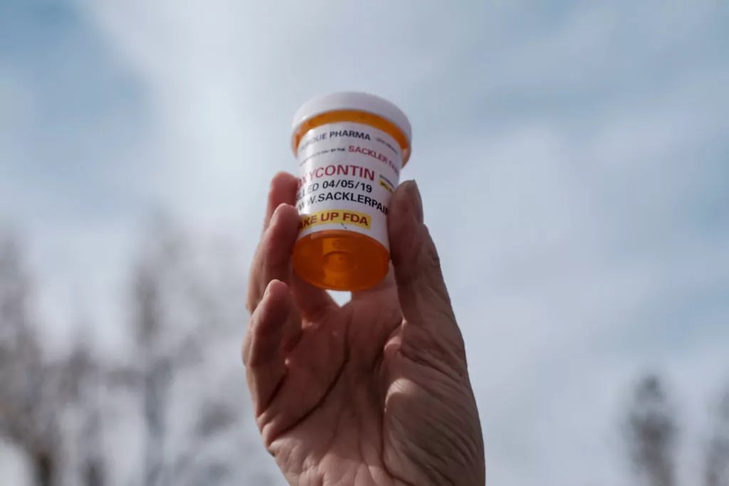 Narcotic use among teenagers falls to 20-year low