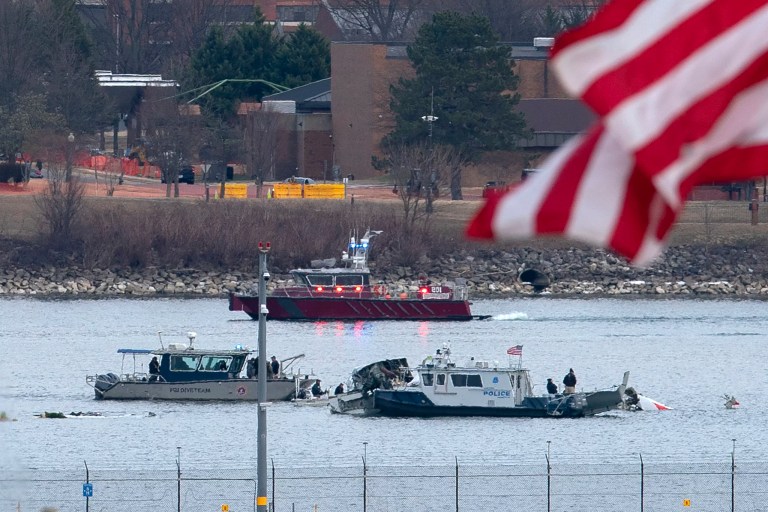 Warnings ignored: Deadly DC plane crash roils debate on expanding airport