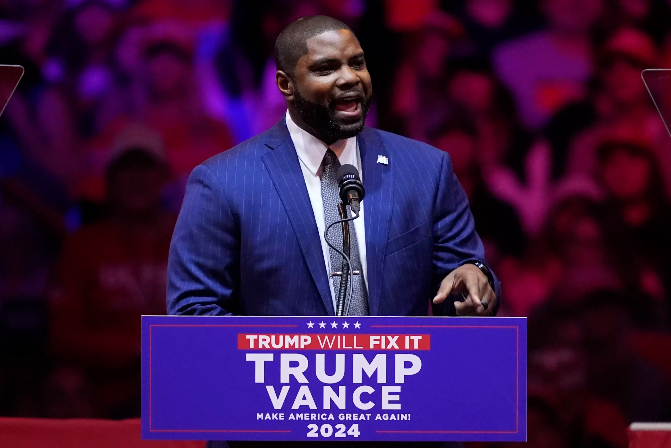 Byron Donalds hires pollster as Florida’s 2026 gubernatorial speculation grows