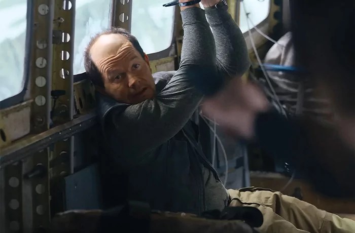 Mel Gibson’s Flight Risk fails to land the plane