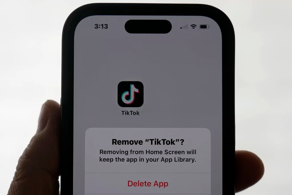 TikTok will ‘go dark’ despite Biden administration nonenforcement of ban