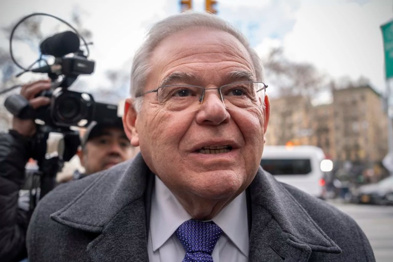 Former New Jersey Sen. Bob Menendez arrives to federal court, Wednesday, Jan. 29, 2025, in New York.