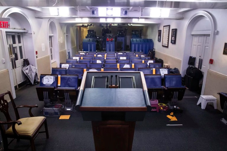 Top leaders of Democratic Party are ‘don’t know’ and ‘nobody’: Poll