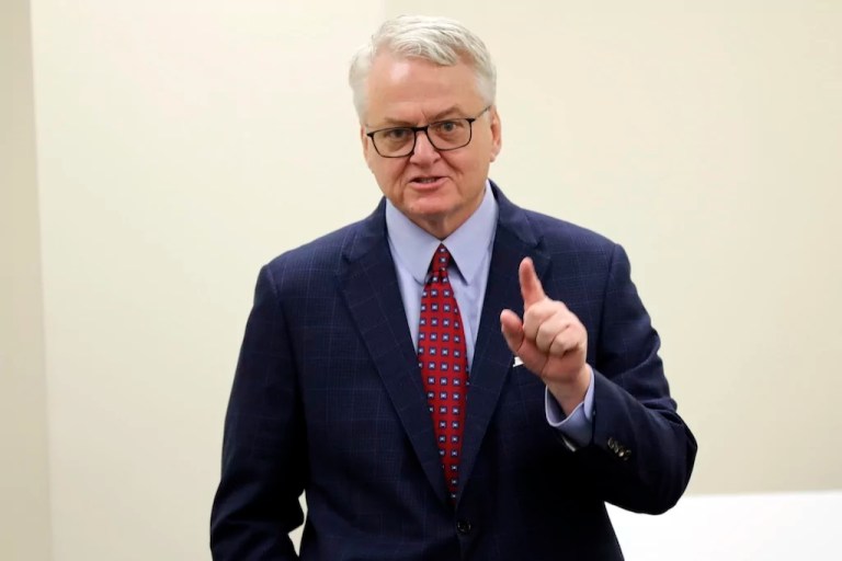 South Carolina lawmakers call to axe treasurer after $1.8 billion accounting error