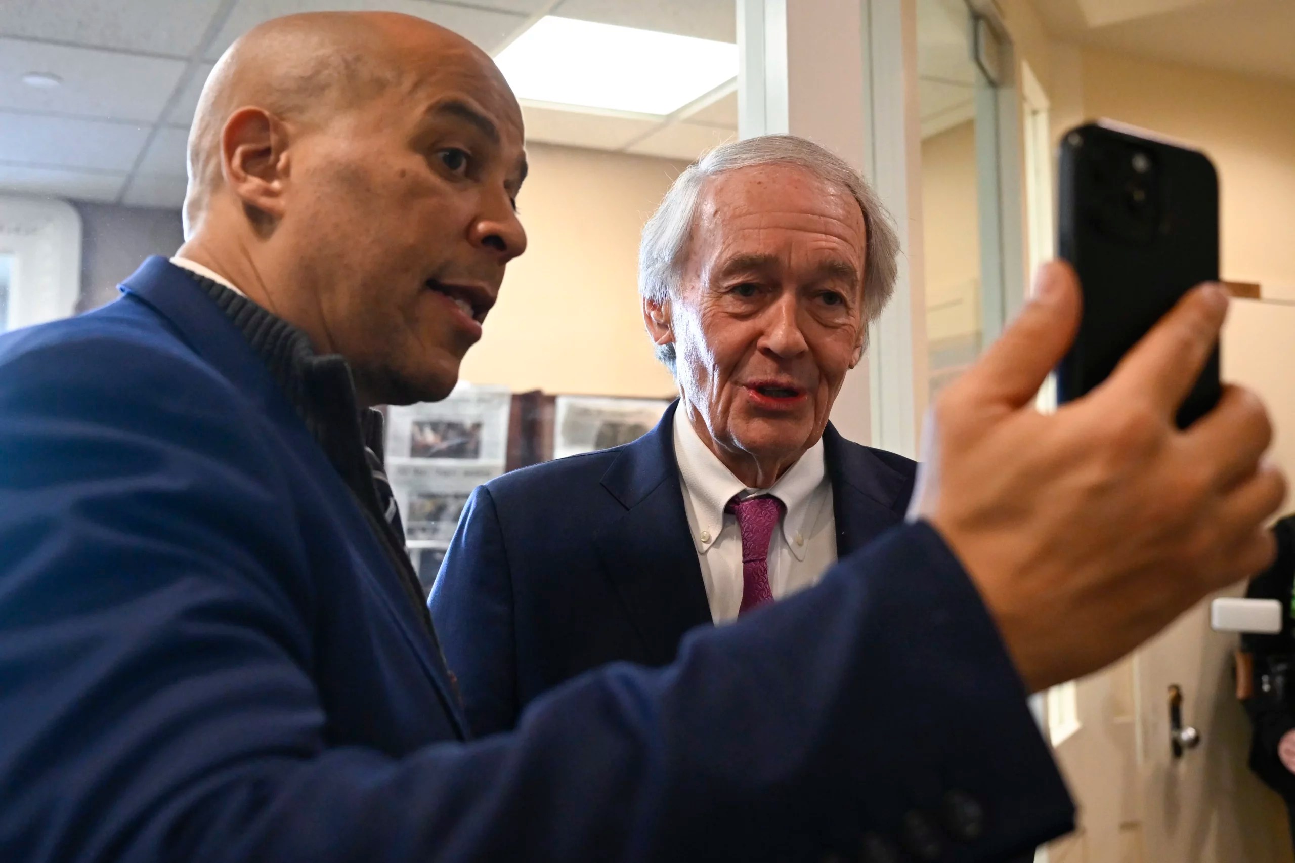 Lawmakers mount last-ditch push to delay TikTok ban deadline