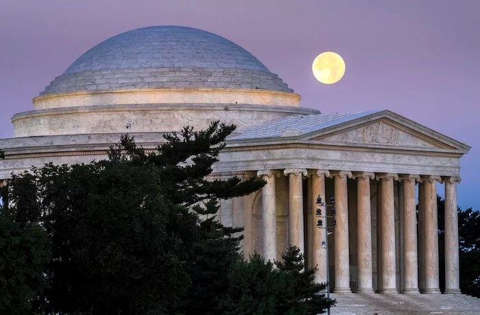Trump issues memo promoting ‘beautiful’ federal architecture