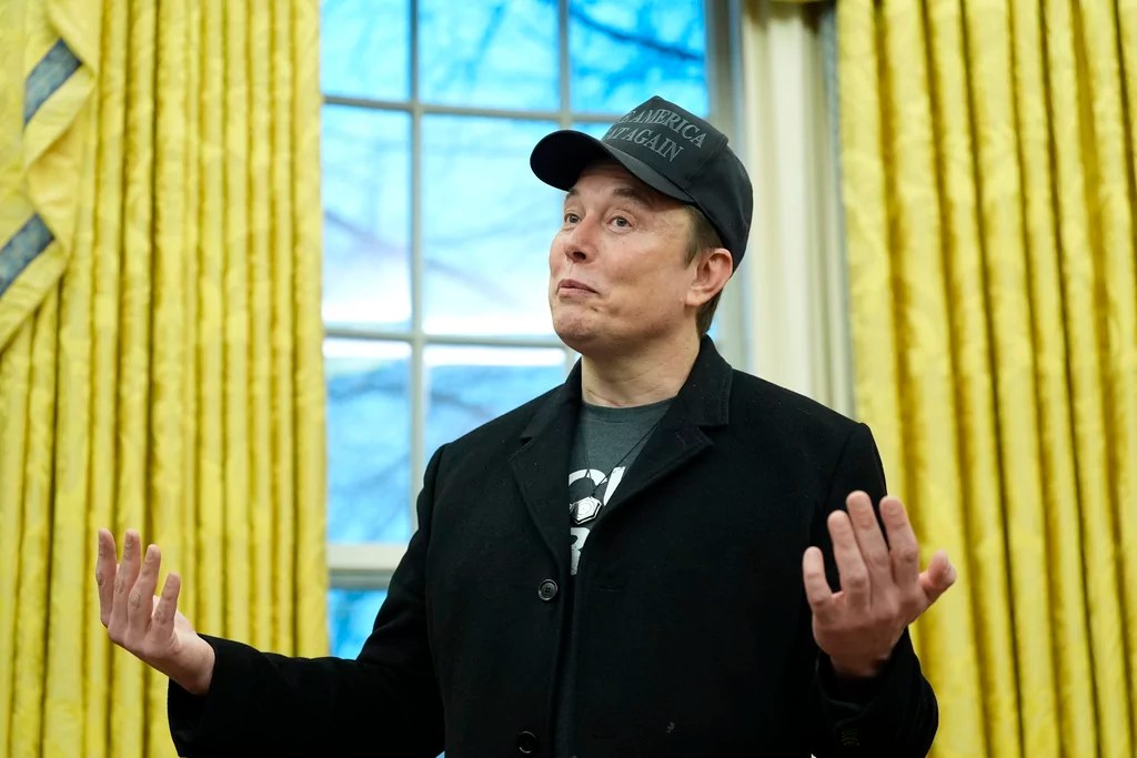 Elon Musk shines spotlight on ‘a lot of vampires collecting Social Security’: ‘Twilight is real’