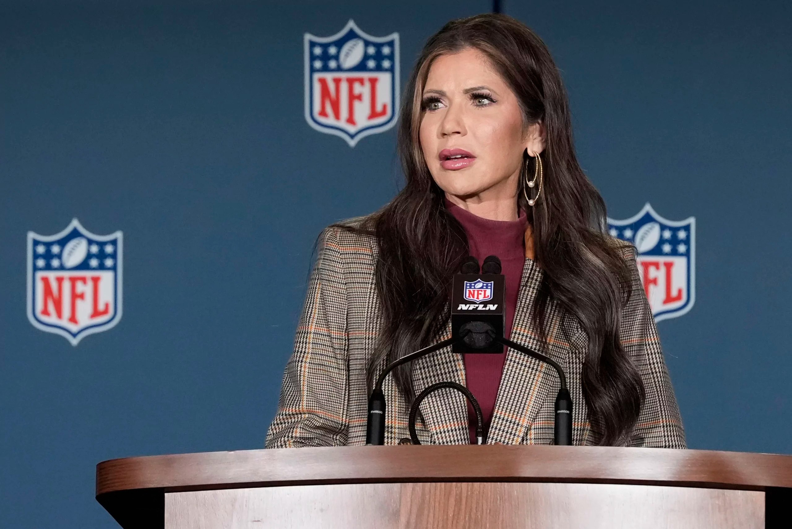 Kristi Noem says Trump’s attendance at Super Bowl reinforces event’s safety