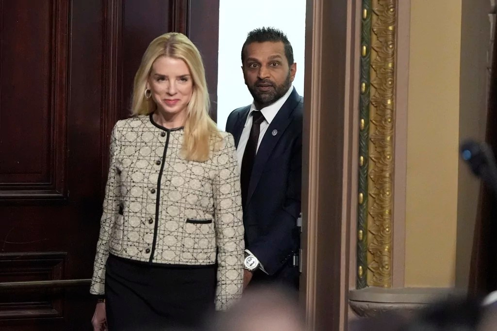Musk rises to Bondi and Patel’s defense after DOJ’s chaotic Epstein files rollout
