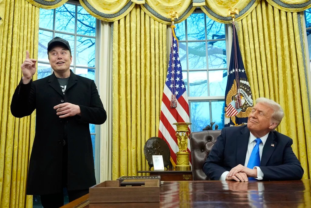 DOGE sets sights on Social Security target Trump promised to ‘fight for’