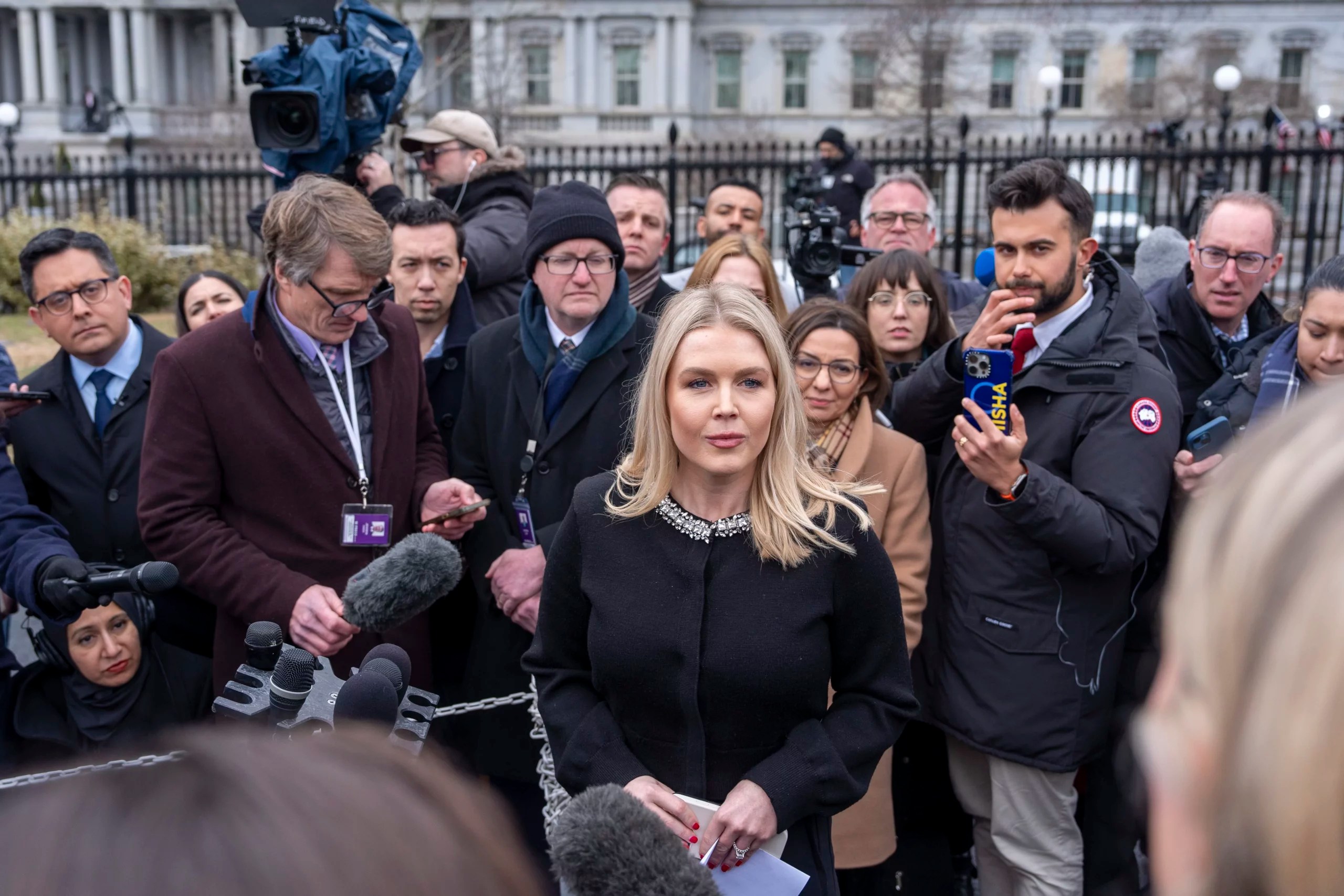 Media whining faces strong pushback over Trump press pool changes