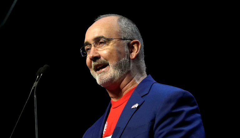 Shawn Fain courts MAGA senators in search of UAW reset