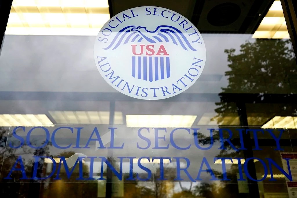 Social Security Administration preempts DOGE cuts with $25,000 ‘early out’ option