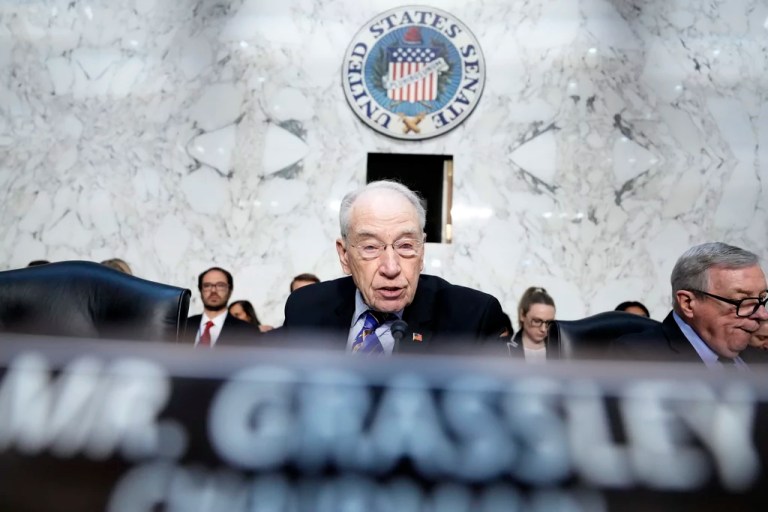 Grassley unveils bill to boost Trump in court and limit power of judges