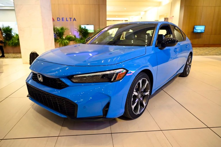 Honda moves manufacturing of new Civic hybrid from Mexico to US: Report