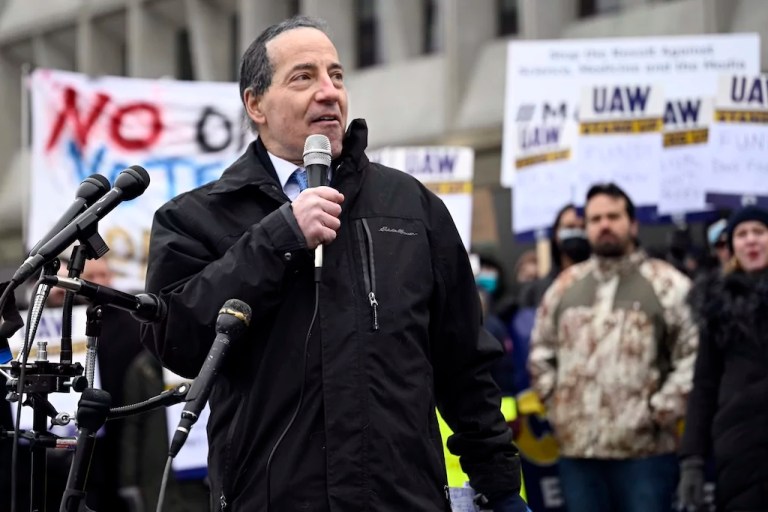 Jamie Raskin invites DC to rejoin Maryland to save the city from the ‘thumb of MAGA colonialism’
