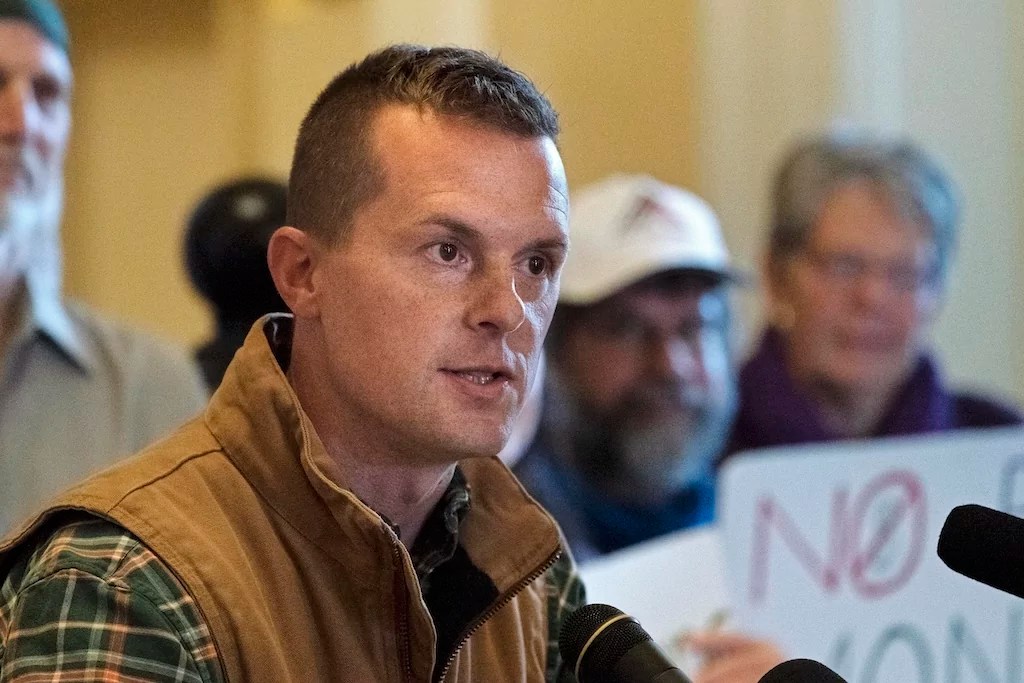 Golden slams Democrats for causing veterans ‘unnecessary’ fear after voting yes on funding bill