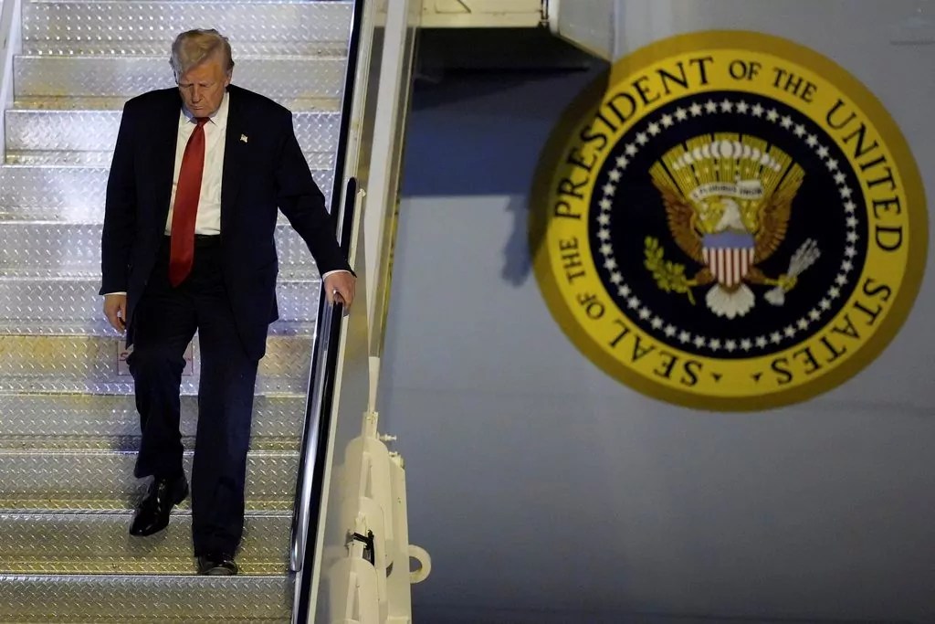 Federal judge orders two-week stop on Trump deportations targeting Tren de Aragua members
