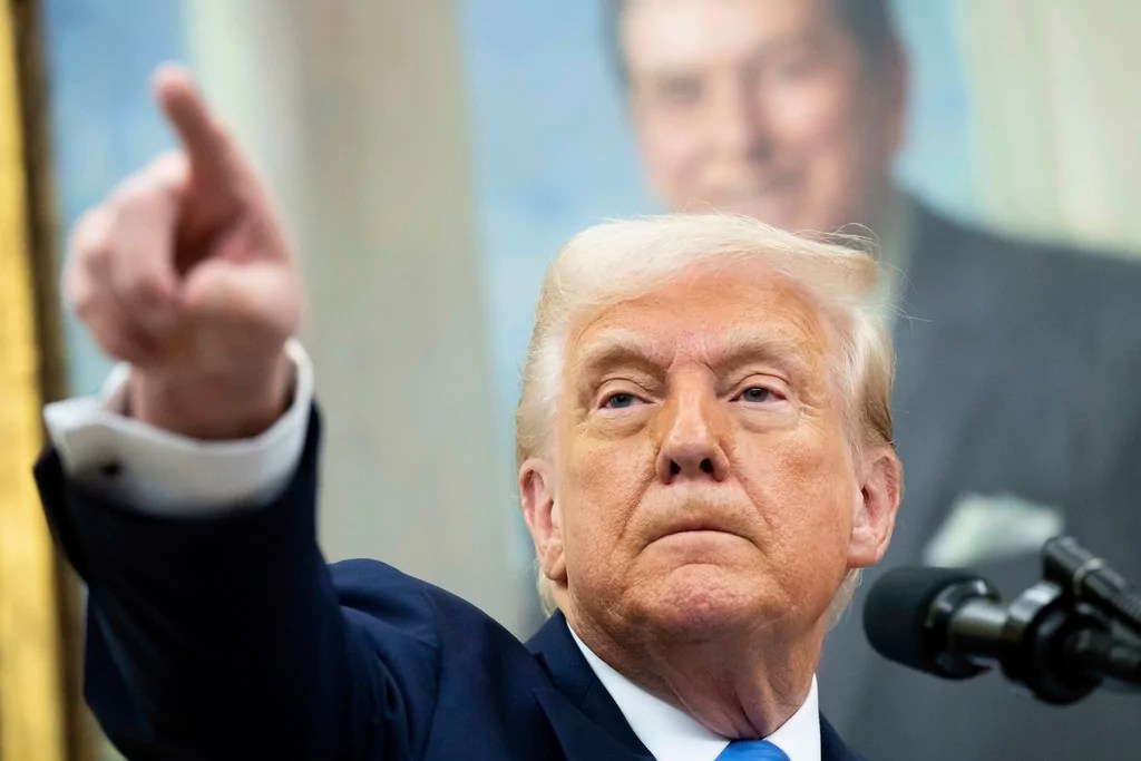 Judges pause Trump order punishing law firms linked to Mueller investigation