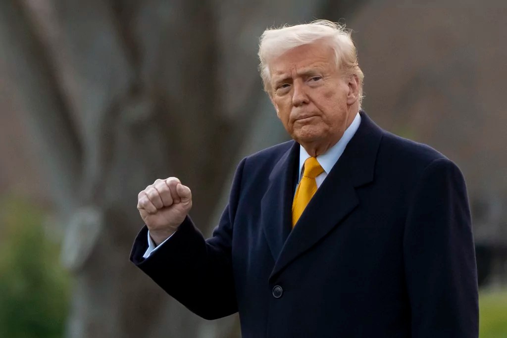 Trump White House abandons stock market barometer amid recession fears