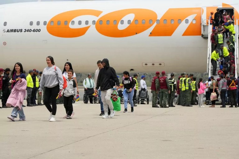 Venezuela reaches deal with US to resume taking in deportation flights