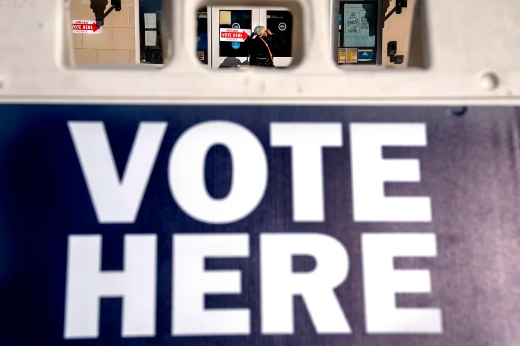 ‘Crystal ball’ gives Democrats narrowest of leads in 2026 Midterms