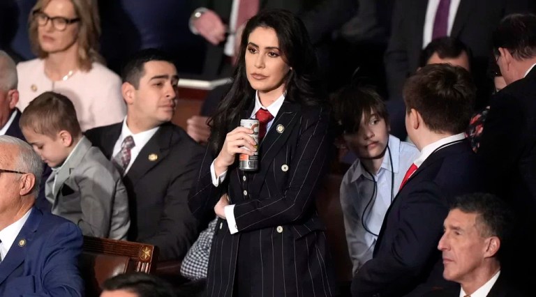 Luna victory on new parent proxy voting sets up bigger GOP standoff next week