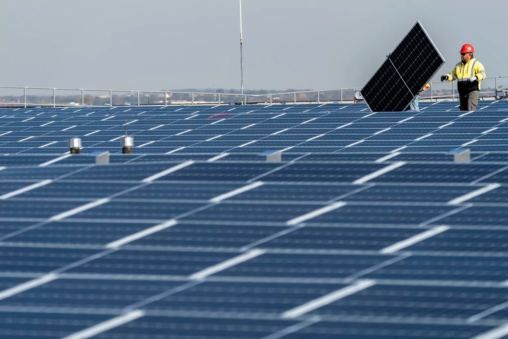 Trump to impose steep tariffs on Asian solar imports, increasing pressure on China