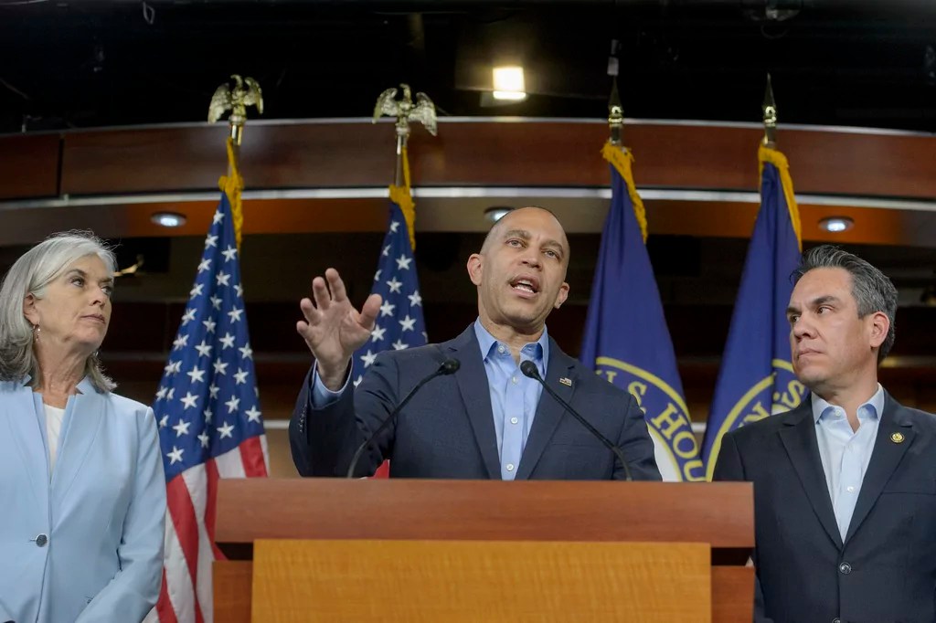 House Democrats’ campaign arm unveils 35 districts ‘in play’ for 2026