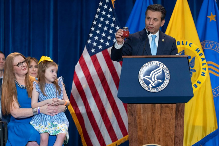 FDA commissioner asking food companies to treat US consumers the same as Europe