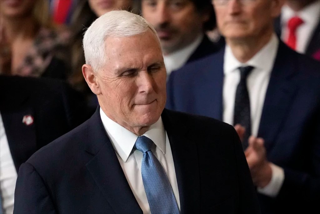 Pence criticizes Trump’s ‘velvet glove’ treatment with Putin: ‘The hammer needs to come’