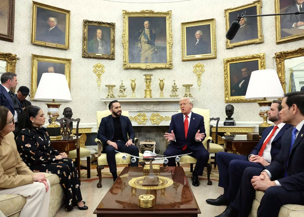 President Donald Trump, center right, speaks during a meeting with El Salvador's President Nayib Bukele, center left, as Secretary of State Marco Rubio, from right, and Vice President JD Vance listen in the Oval Office of the White House in Washington, Monday, April 14, 2025.